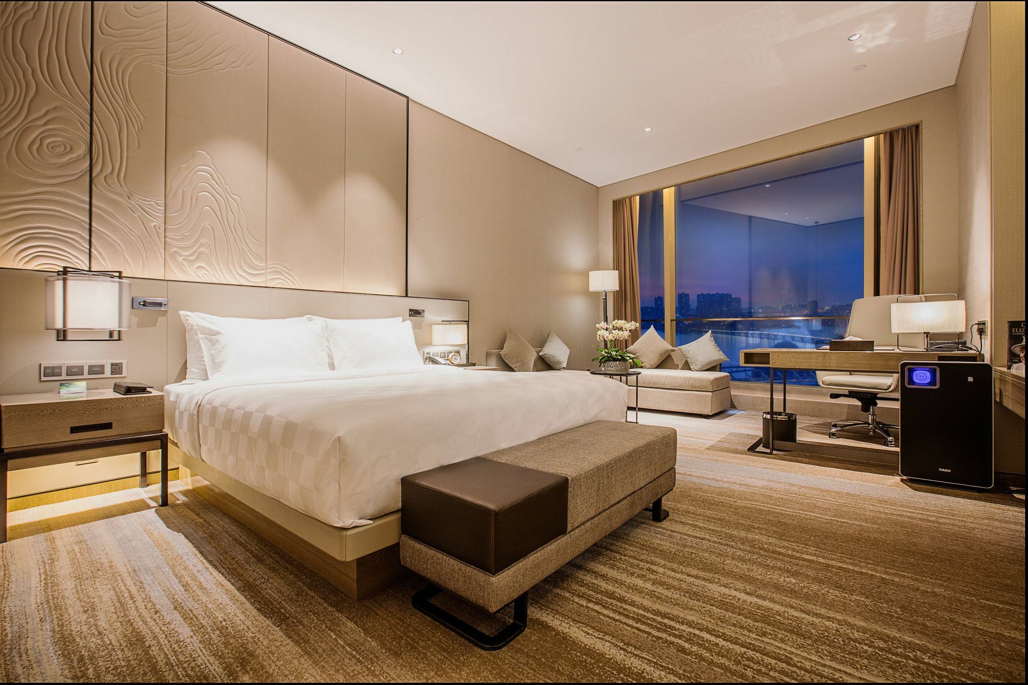 Nanjing Golden Eagle Summit Hotel Bagian luar foto